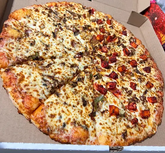 Hot vegetarian pizza at ClubHouse Pizza & Chicken Winnipeg